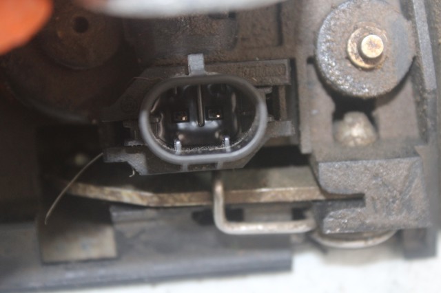A1637400235 Cerradura de maletero comprar Sevilla