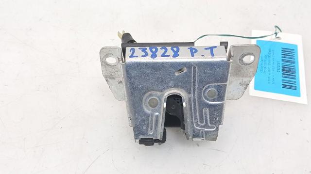 A1637400235 Cerradura de tapa de maletero  comprar en Zaragoza