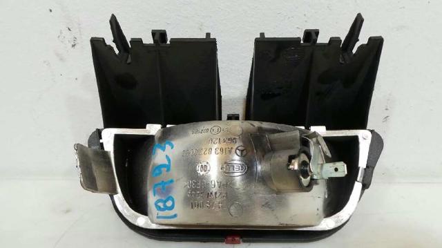 MERCEDES A1638200156 Luz de freno trasera adicional  comprar en Ponferrada