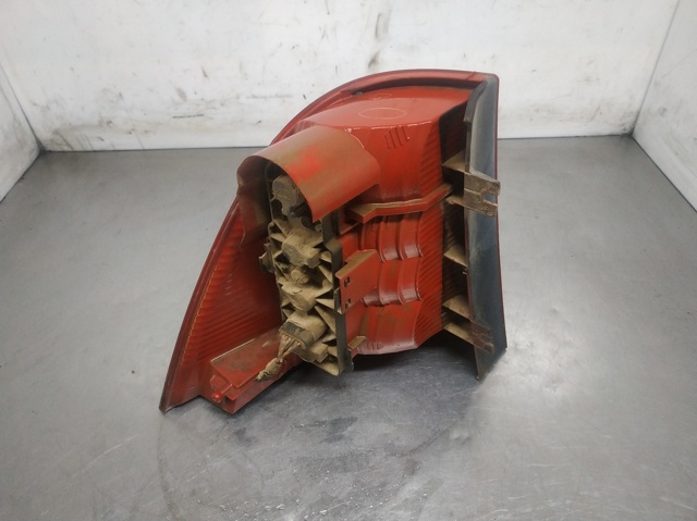 Piloto trasero derecho para Mercedes ML/GLE W163