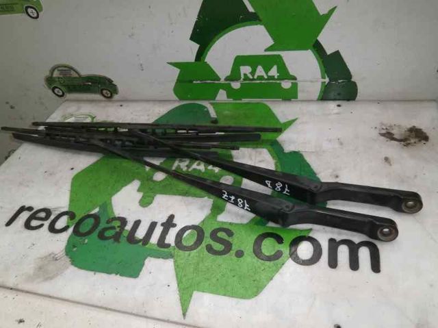 Brazo del limpiaparabrisas, trasero A1638201944 Mercedes