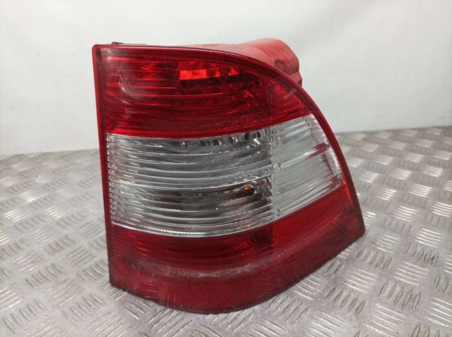 A1638202064 MERCEDES Piloto trasero derecho  en stock Huelva