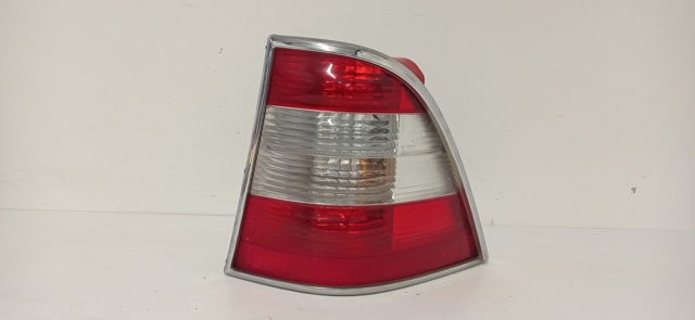 A1638202064 Piloto trasero derecho  comprar en Pontevedra