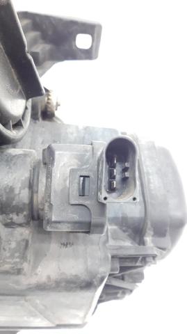 A1638203861 Faro derecho  en stock Castellón