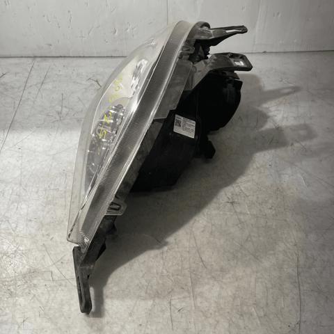 A1638203861 Faro derecho  en stock Castellón