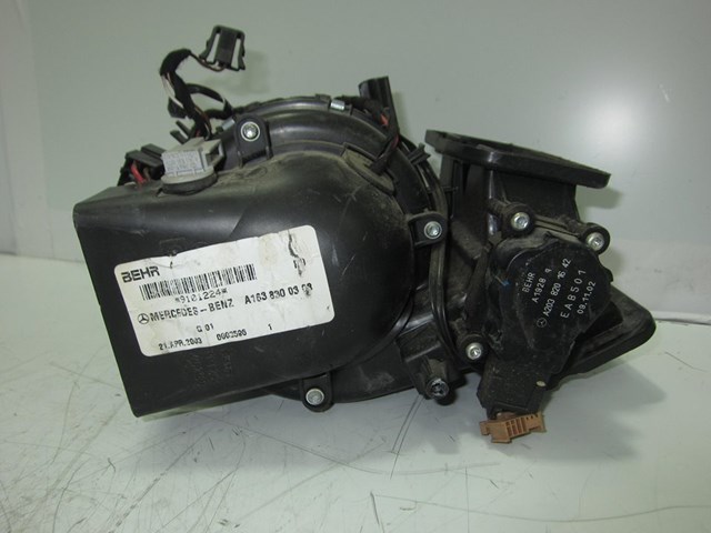 Motor calefaccion para mercedes clase m (w163) 350 (163.) m112970 A1638300308