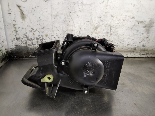 Motor calefaccion para mercedes-benz clase m ml 270 cdi (163.113) om612963 A1638300308