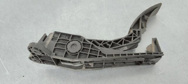 A1643000004 Pedal del acelerador  comprar en Reus