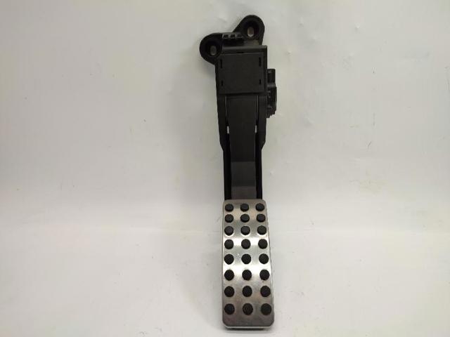 A1643000104 MERCEDES Pedal del acelerador comprar Madrid