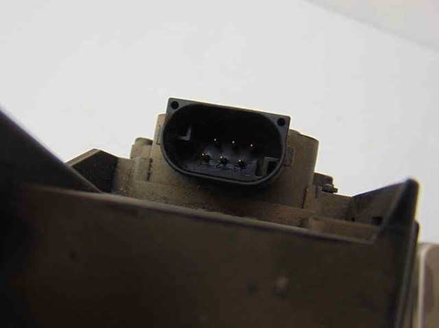 A1643000104 Pedal del acelerador  disponible Málaga