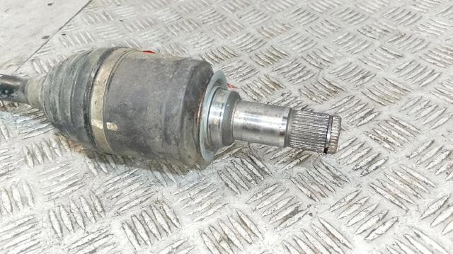 A1643302301 Semieje delantero izquierdo  en stock Sabadell