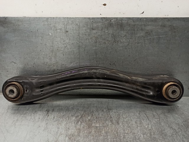 MERCEDES A1643501306 Brazo superior izquierdo de la suspensión trasera  disponible Lugo