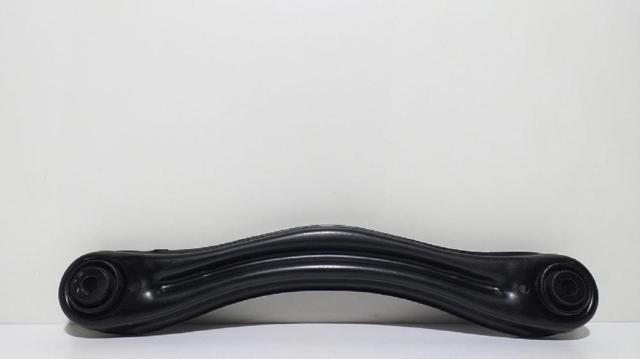 Brazo superior izquierdo de la suspensión trasera A1643501306 MERCEDES