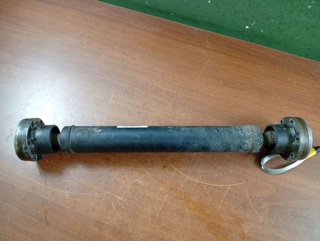 A1644100501 Árbol de transmisión delantero  disponible Málaga
