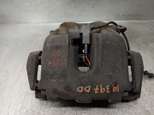 MERCEDES A1644202483 Pinza de freno delantera derecha comprar Pamplona