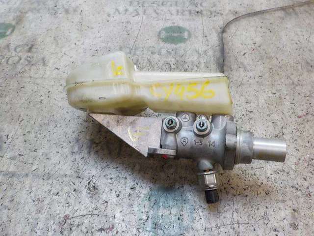 Cilindro maestro de frenos para Mercedes GL X164