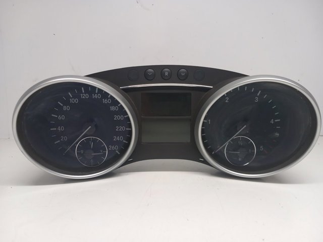 A1645408947 Mercedes