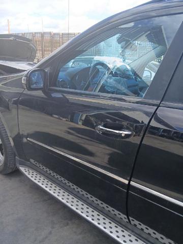 A1647200105 MERCEDES Puerta delantera izquierda  en stock Córdoba