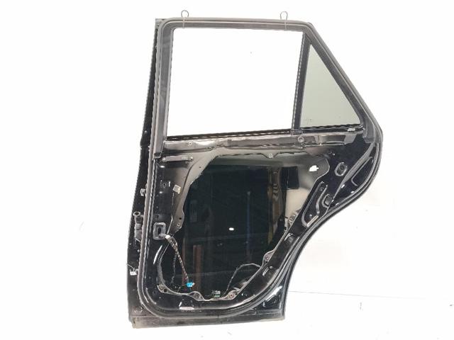 A1647300205 MERCEDES Puerta trasera derecha  en stock Córdoba