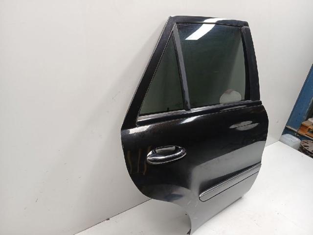 A1647300205 Puerta trasera derecha comprar Sevilla