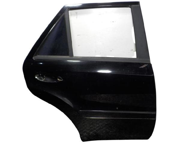 A1647300205 Puerta trasera derecha  comprar en Pontevedra