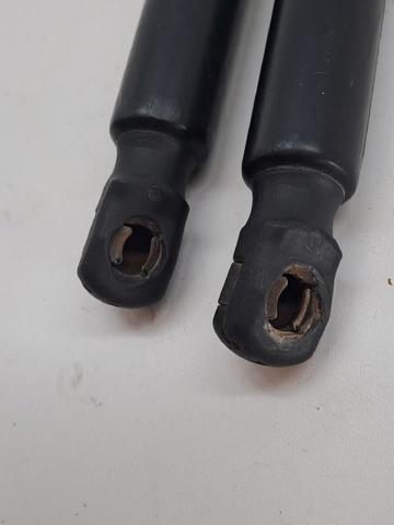A1647400145 Amortiguador maletero comprar Sevilla