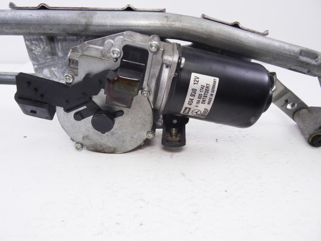 A1648201742 MERCEDES Motor del limpiaparabrisas  disponible Ourense