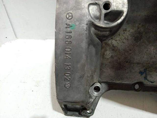 A1660141302 Cárter de aceite del motor  disponible Utrera