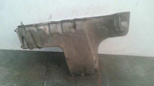 A1660141302 MERCEDES Cárter de aceite del motor  disponible Ourense