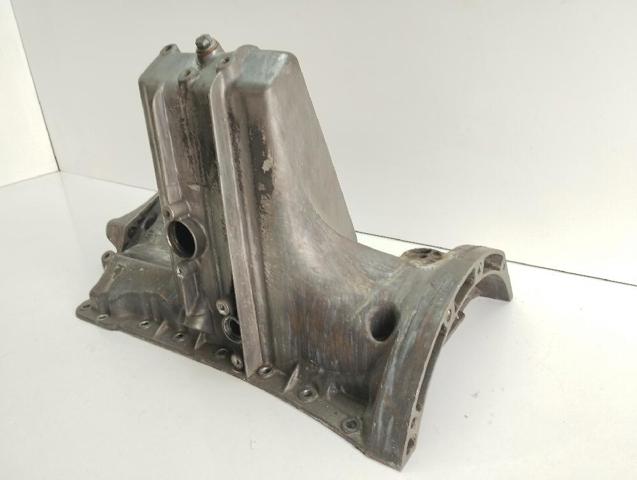 A1660141302 Cárter de aceite del motor  disponible Burgos