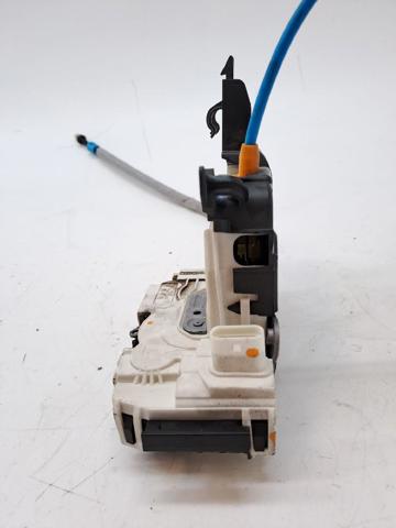 A1667200135 MERCEDES Cerradura de puerta delantera izquierda  disponible Ourense