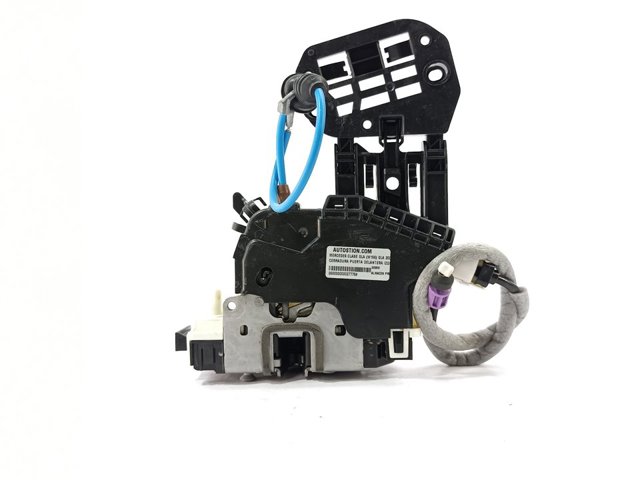 A1667200135 MERCEDES Cerradura de puerta delantera izquierda  disponible Ourense