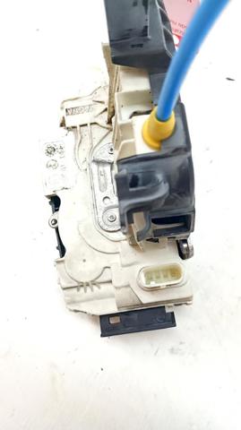 A1667200135 MERCEDES Cerradura de puerta delantera izquierda  disponible Alicante