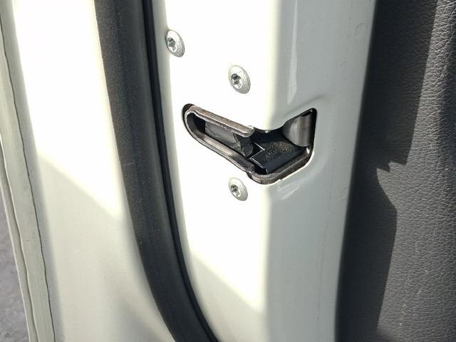 A1667200135 MERCEDES Cerradura de puerta delantera izquierda  disponible Ourense