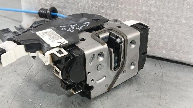 A1667200435 MERCEDES Cerradura de puerta delantera derecha comprar Bilbao
