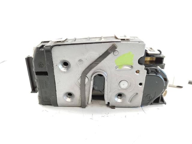 A1667200435 MERCEDES Cerradura de puerta delantera derecha comprar Bilbao