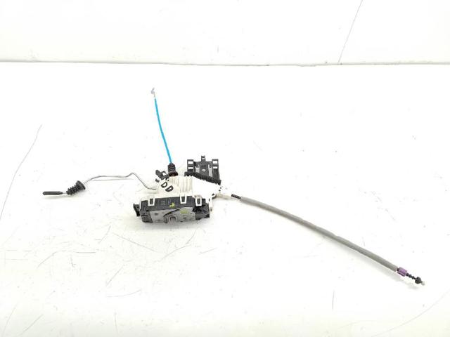 A1667200435 MERCEDES Cerradura de puerta delantera derecha  en stock Córdoba
