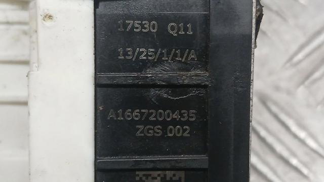 A1667200435 Cerradura de puerta delantera derecha  en stock Granada
