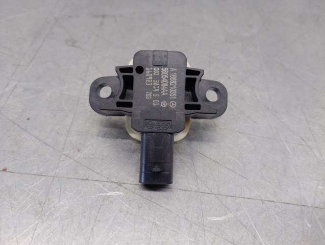 MERCEDES A1668210351 Sensor de airbag delantero comprar Barcelona