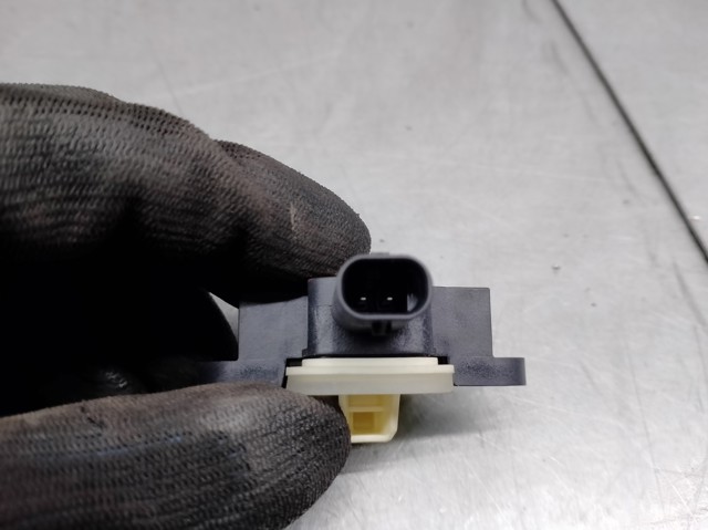 MERCEDES A1668210351 Sensor de airbag delantero  disponible Valladolid