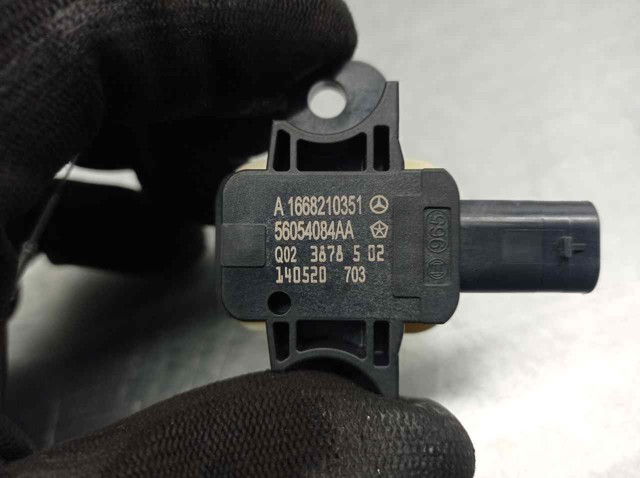 A1668210351 Sensor de airbag delantero comprar Sevilla