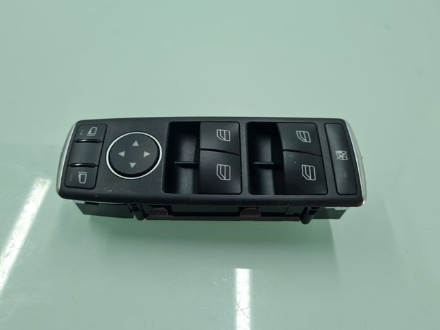 A1669054300 MERCEDES Unidad de control de elevalunas delantera izquierda  disponible Ourense