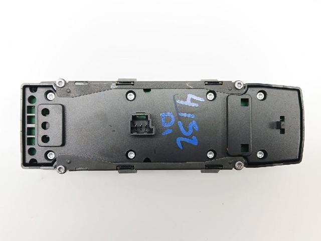 MERCEDES A1669054400 Interruptor de elevalunas delantera izquierda comprar Tarragona