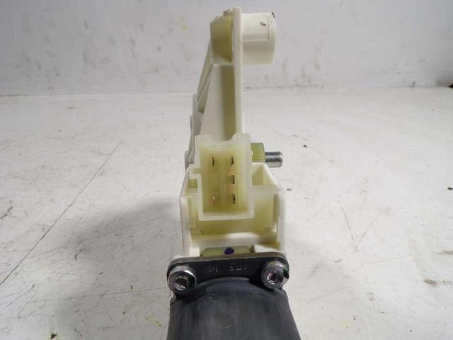 A1669060301 MERCEDES Motor del elevalunas de la puerta delantera derecha comprar Bilbao