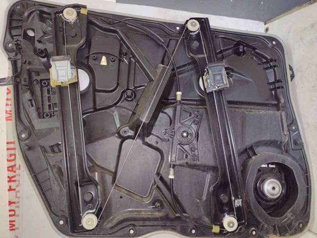 A1669060301 MERCEDES Motor del elevalunas de la puerta delantera derecha  comprar en Jaén