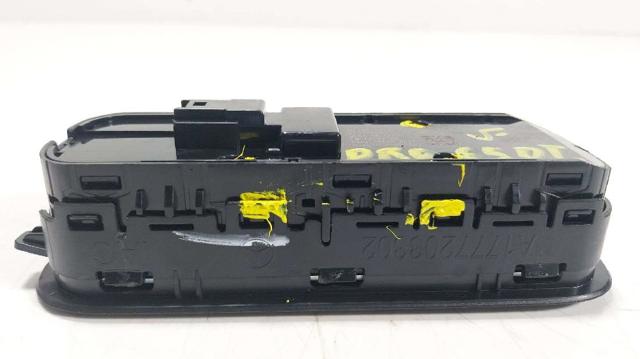 A1679050101 MERCEDES Interruptor de elevalunas delantera izquierda comprar Madrid