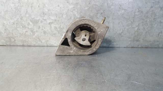 A1682400618 Soporte del motor izquierdo/derecho  disponible Burgos