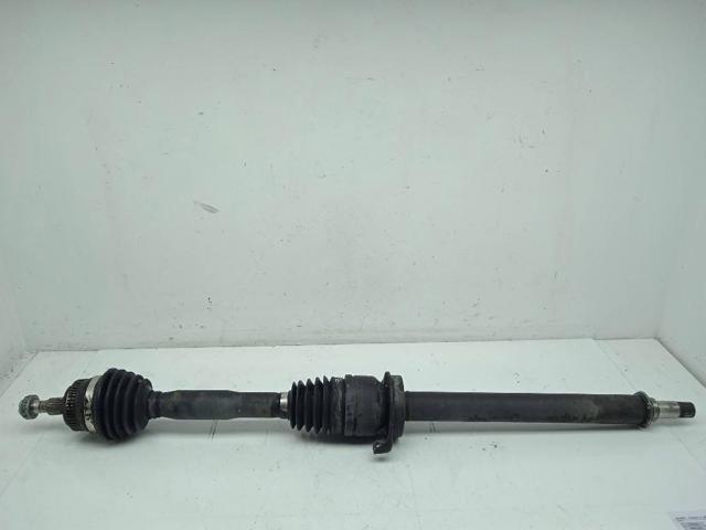 A1683603372 MERCEDES Semieje delantero derecho  comprar en Oviedo