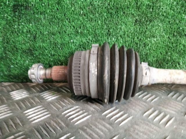 A1683702172 Semieje delantero izquierdo  en stock Castellón