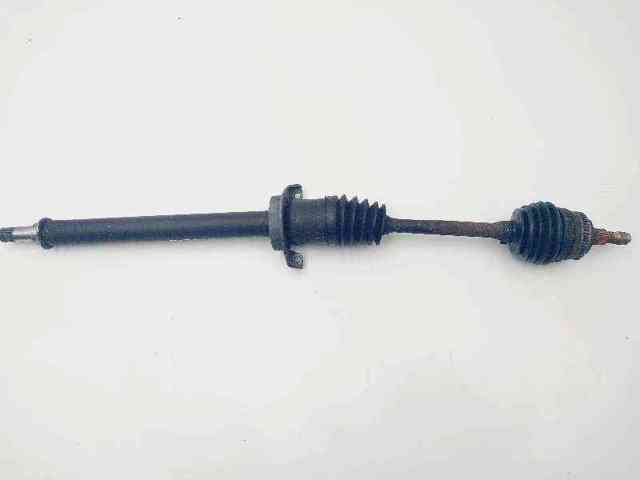 Semieje delantero derecho A1683702272 MERCEDES